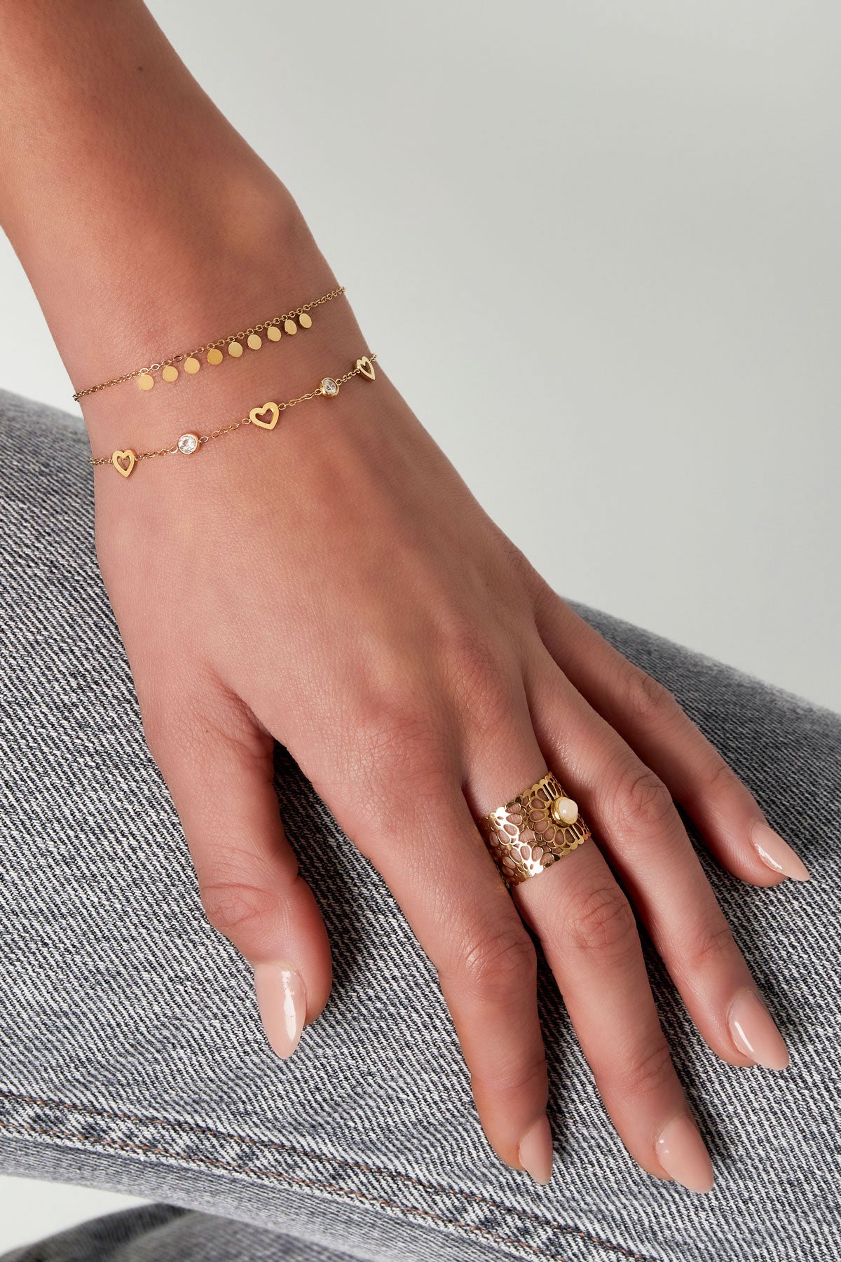 bracelet avec charms coeur et diamants