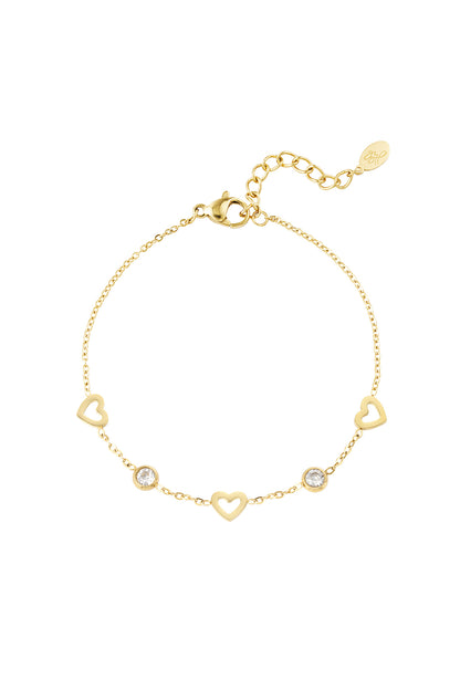 bracelet avec charms coeur et diamants