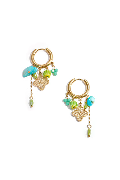 Petites boucles d'oreilles créoles avec chaînette et perles